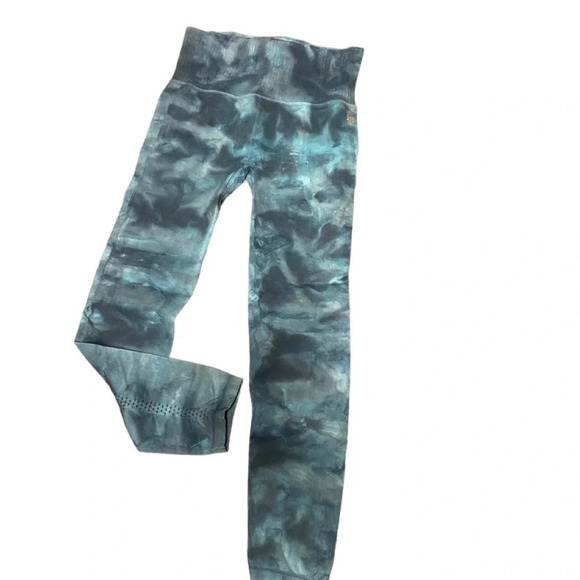 NWOT Free People FP Movement Good Karma Tie Dye Leggings - Picture 3 of 9